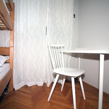 Hostel Marko Tisno Exteriör bild